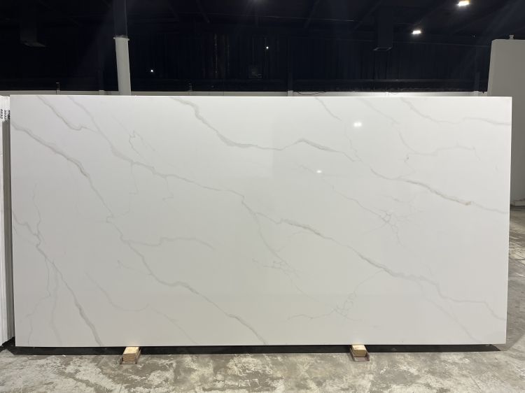 Sereno Quartz 3cm 127 X 64